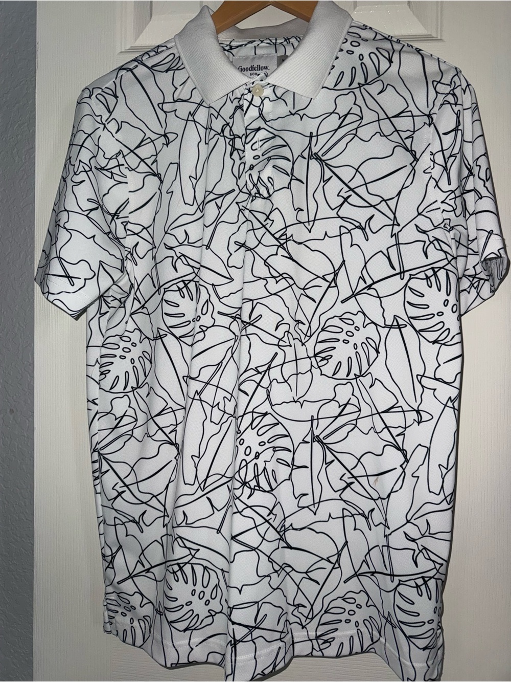 Goodfellow & Co White Polo with Black Leaf Outline Print